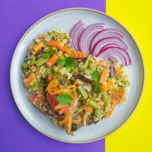 Low Carb - CHARUTINHO DE COUVE COM COUSCOUS MARROQUINO
